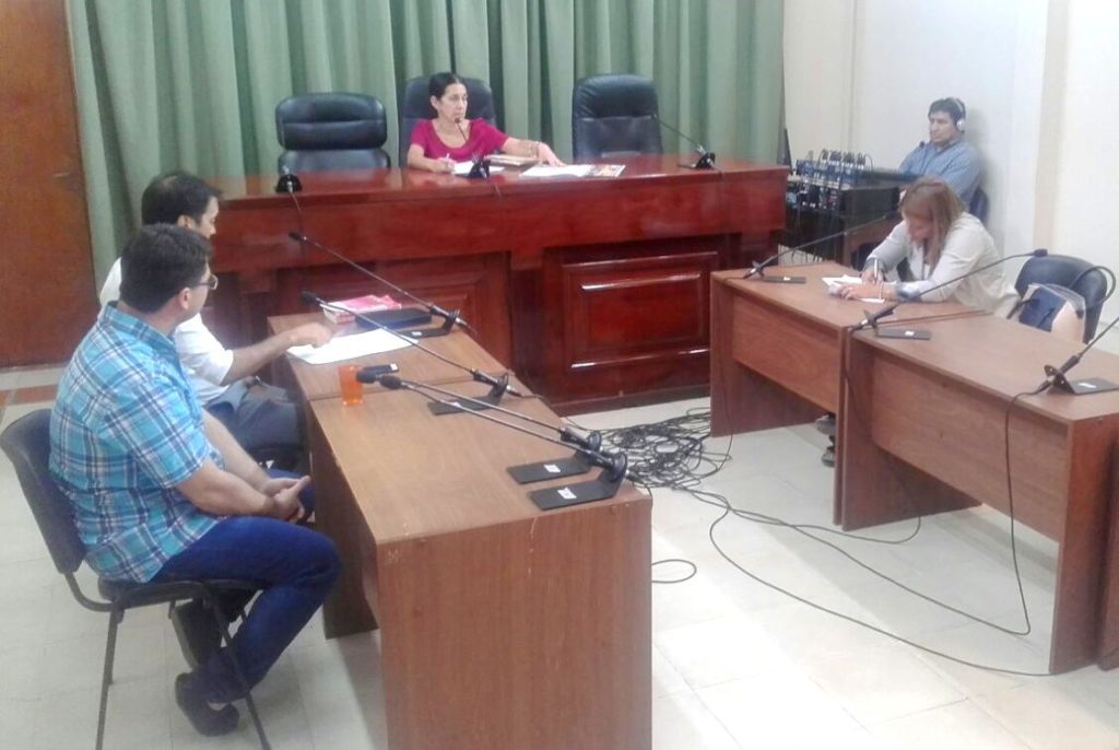 Convirtieron la aprehensión en detención del médico que golpeó a su esposa