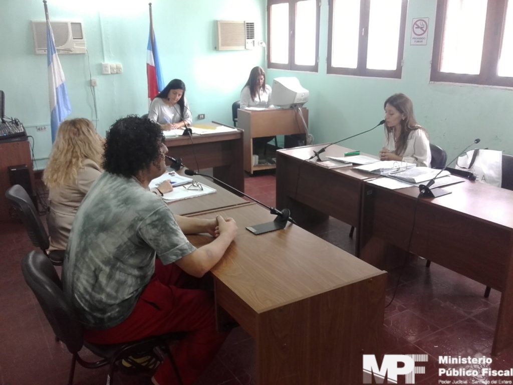 Esperará el juicio oral en prisión preventiva, el acusado de matar a sus padrinos de Tapso