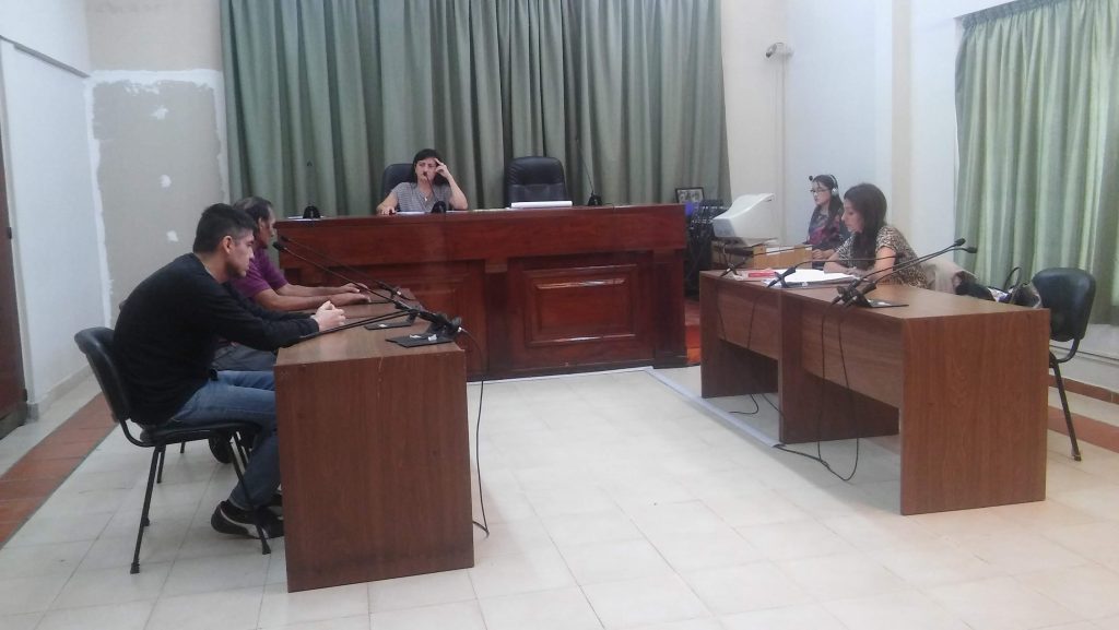 Abusó sexualmente de la hija de su patrón y ahora espera el juicio en prisión