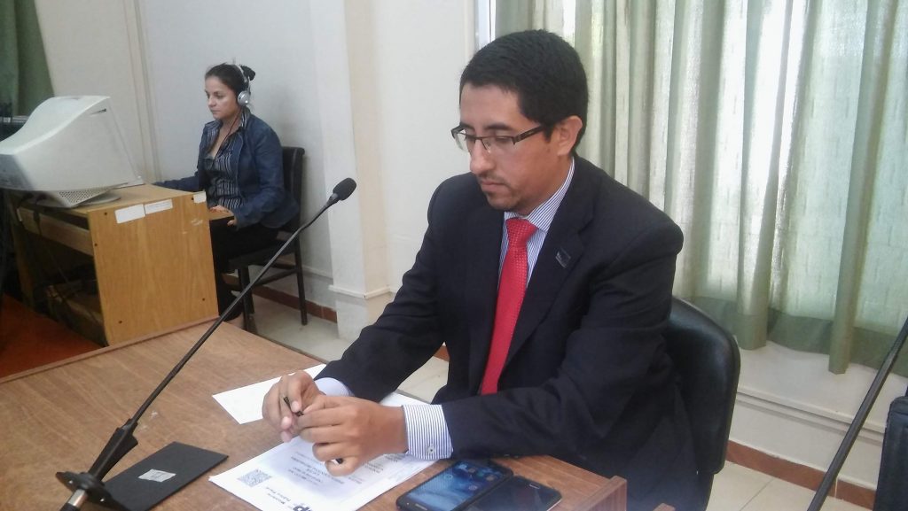 Preso por violar una prohibición de acercamiento