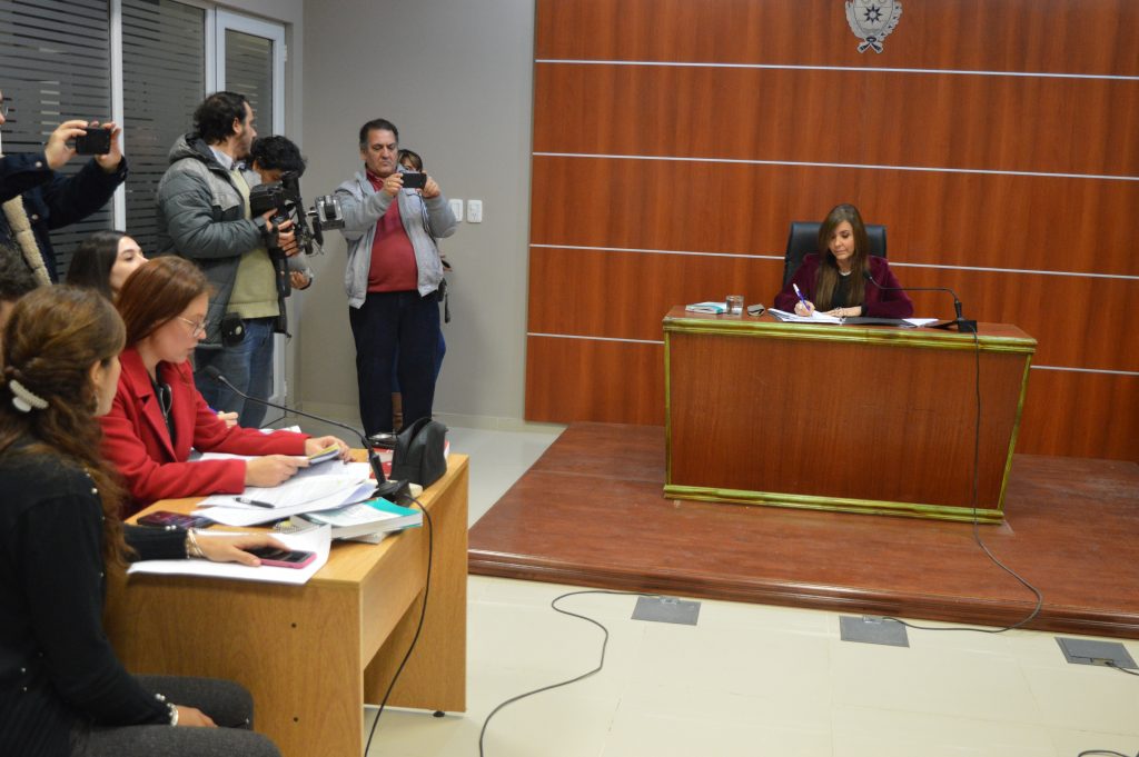 Inició la audiencia de detención para los ocho policías