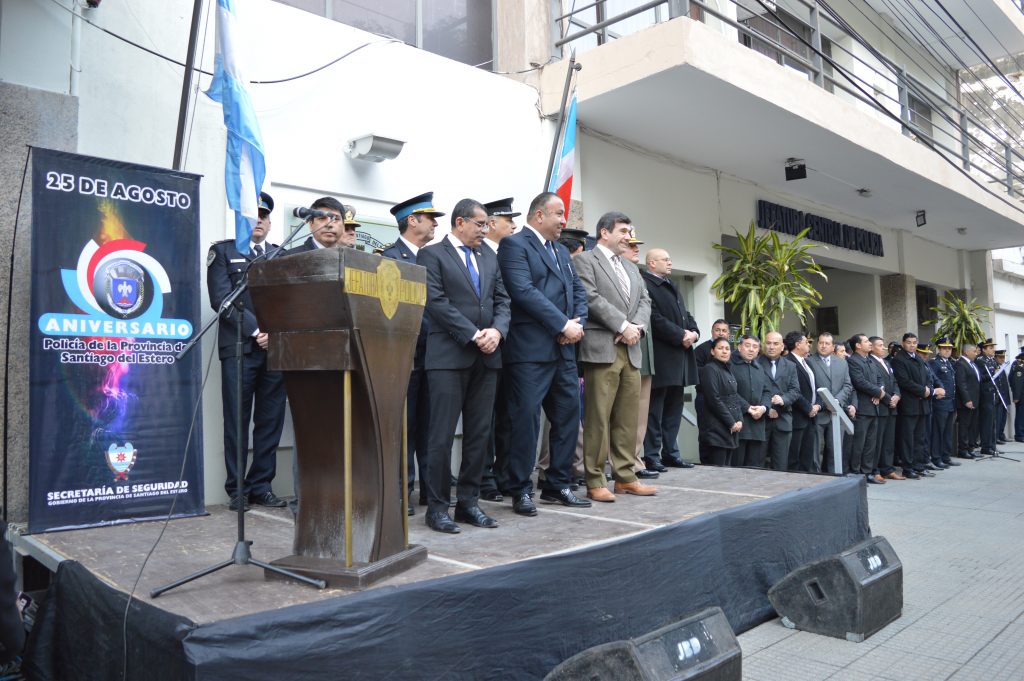 El Fiscal General participó del acto de la Policía por el inicio de los festejos por su aniversario