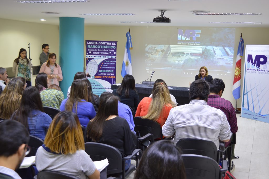 Alumnos de la UNSE visitaron la Unidad Fiscal Capital