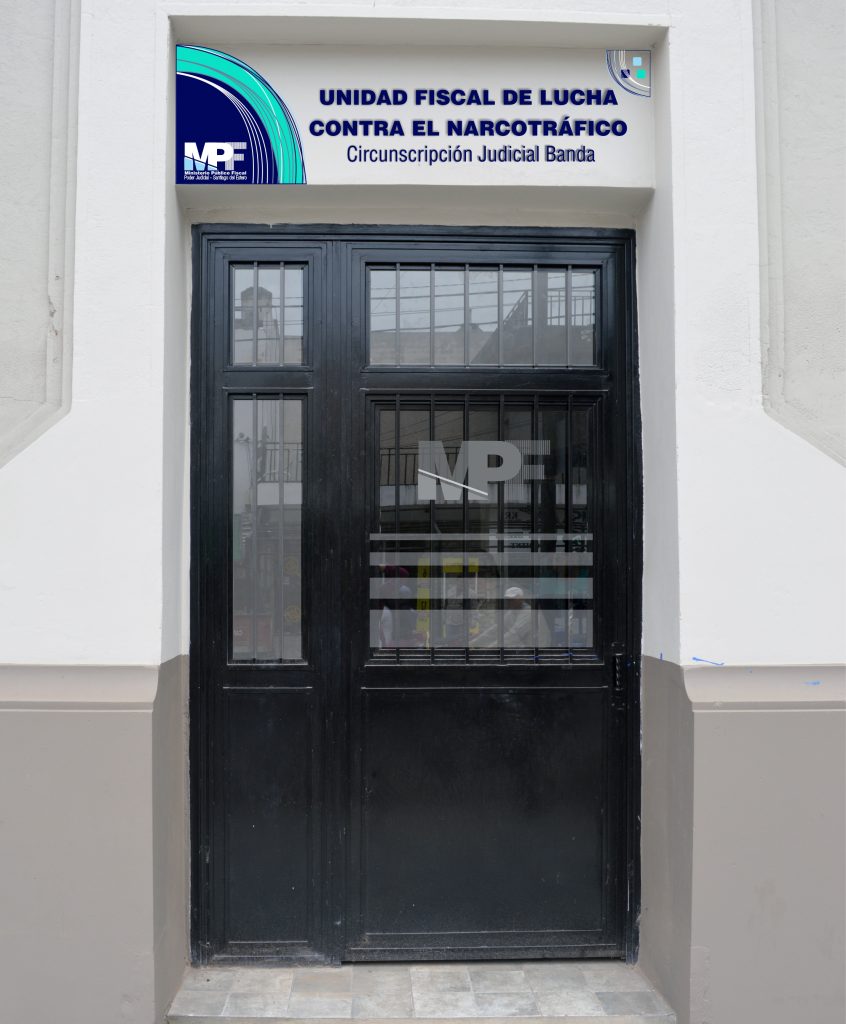 Indagarán a un hombre sorprendido con drogas en el San Fernando