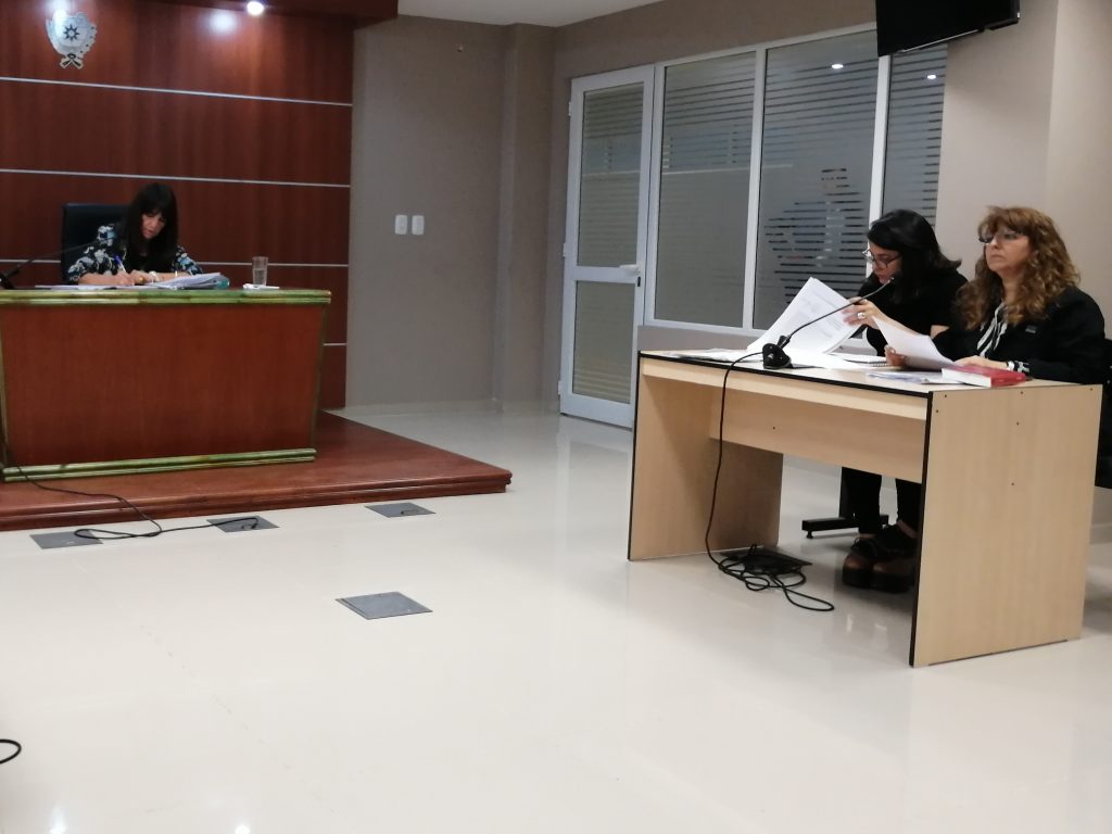 Continuará detenido por agredir a su pareja, incumplir las medidas y provocar disturbios en la vía pública