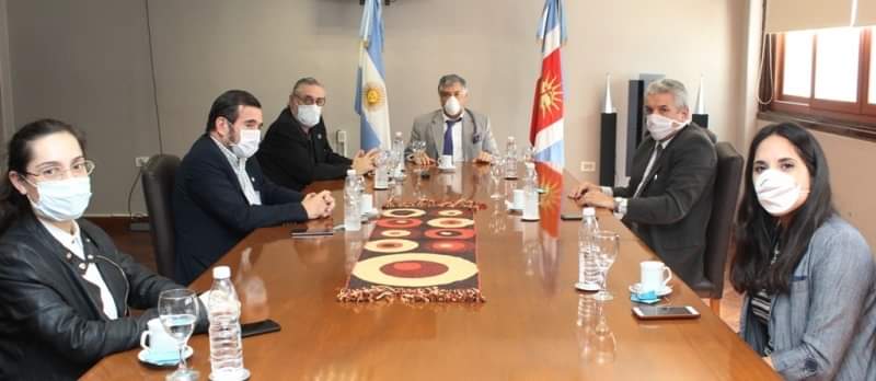 El Fiscal General de la provincia junto al STJ se reunió con representantes del Colegio de Abogados