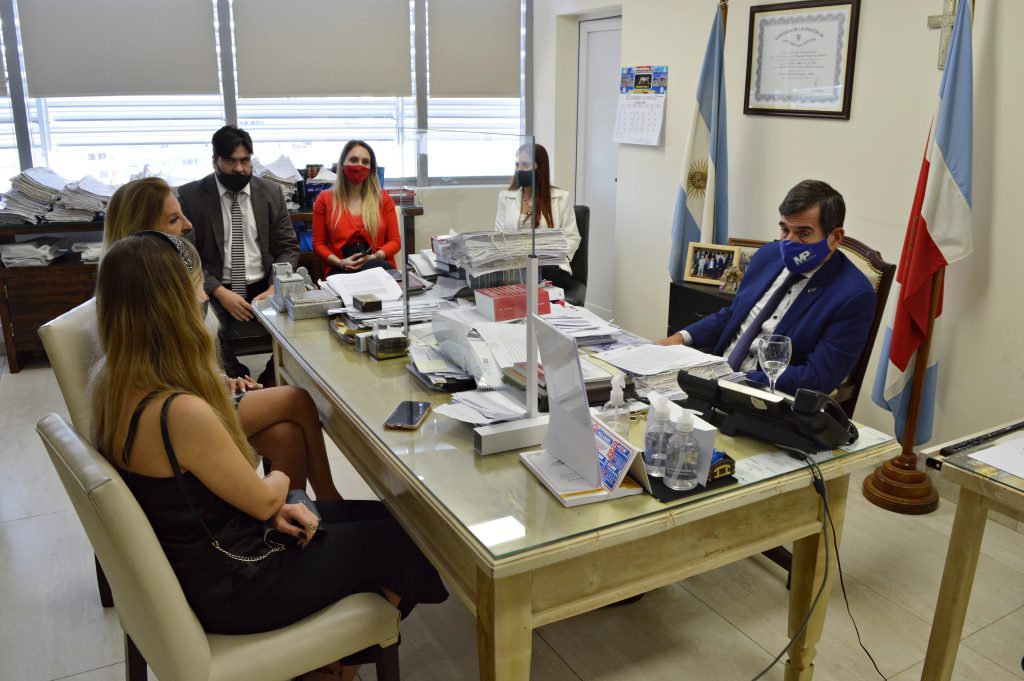El Fiscal General de la provincia se reunió con una víctima de abuso sexual