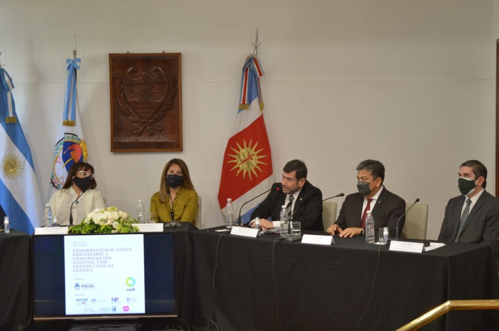El Fiscal General de la Provincia participó del Conversatorio sobre Periodismo y Comunicación Judicial con Perspectiva de Género