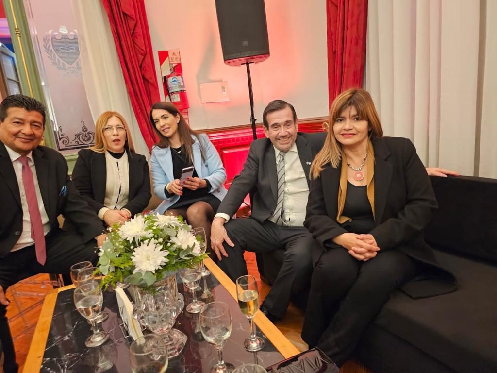 El Fiscal General estuvo presente en la vigilia por el 470° Aniversario de Santiago del Estero
