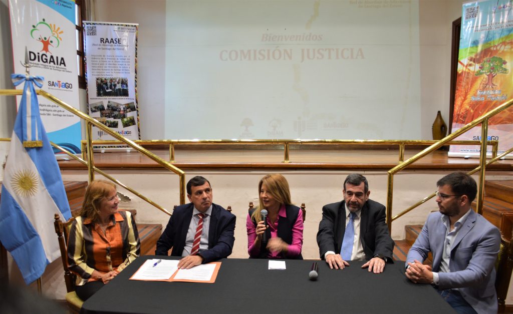 El Fiscal General de la Provincia asistió a la firma de un convenio de cooperación entre el Ministerio Público de la Defensa, el Ministerio de Justicia y la Fundación Nocka Munayki